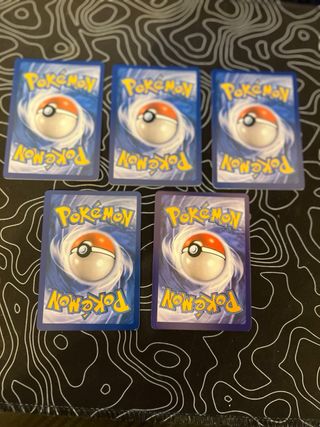 Pack Eeveelutions ex holográficas – 5 cartas Pokém