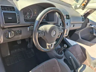 Volkswagen Touran 2011