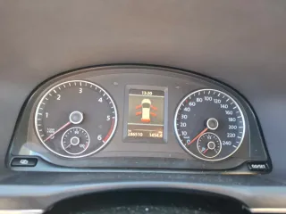 Volkswagen Touran 2011