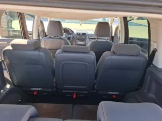 Volkswagen Touran 2011