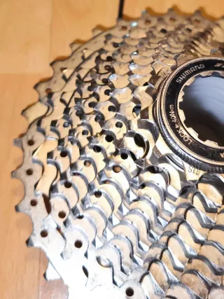 Grupo Shimano 105 (2023)