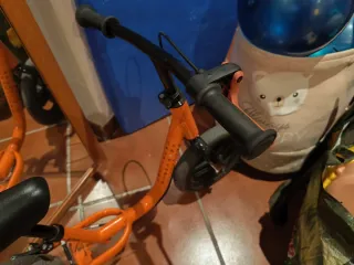 Bicicleta infantil sin pedales naranja