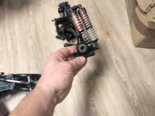 Piezas FG Monster - Amortiguadores y Suspensión