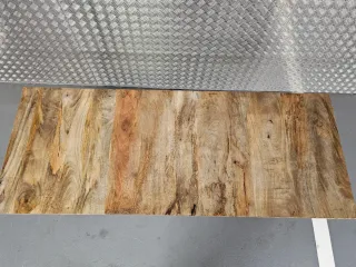 Mesa plegable de Madera y Metal.