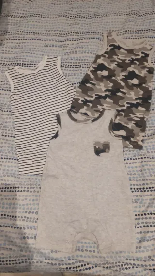 Lote Ropa Bebé: 3 Prendas Sin Mangas Hipercor sin