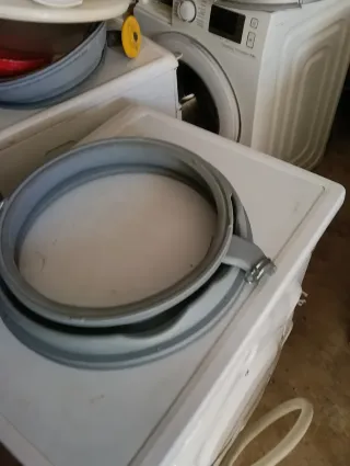 Goma lavadora Balay con cuello