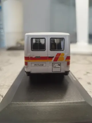 Mercedes-Benz MB100D Iberia 1990 1/43
