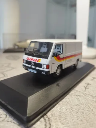 Mercedes-Benz MB100D Iberia 1990 1/43
