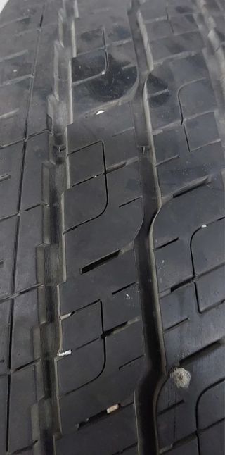 Neumático Avon 215/65 R16
