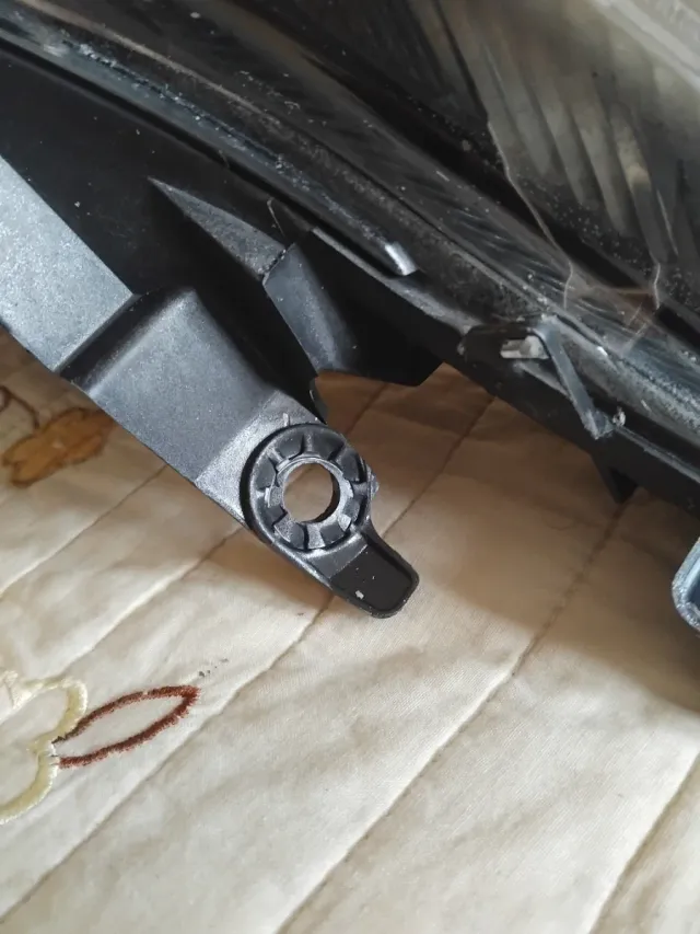 Faro Renault Laguna 2