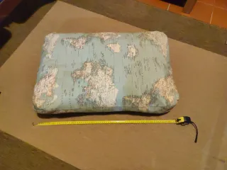 Cojín para perro con mapa del mundo