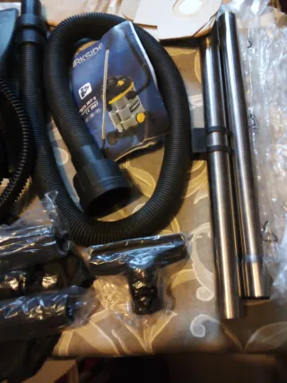 Aspiradora Parkside industrial para líquido y soli