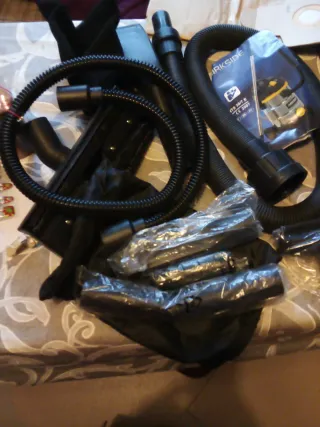 Aspiradora Parkside industrial para líquido y soli