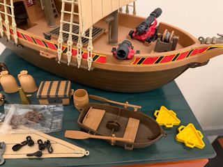 Barco Pirata Playmobil con Accesorios