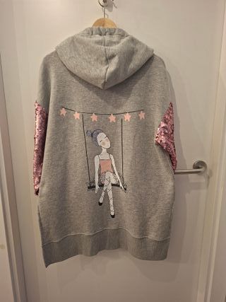 Sudadera Anabel Lee gris con lentejuelas