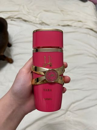 Perfume Lattafa Yara Rosa y Dorado