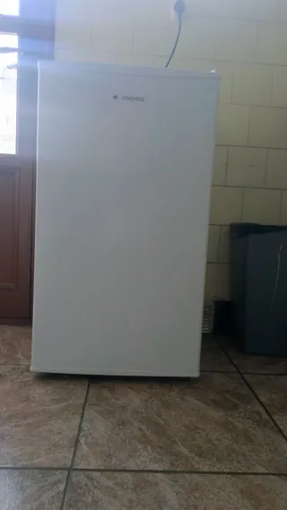 Congelador Aspes 4 meses de uso