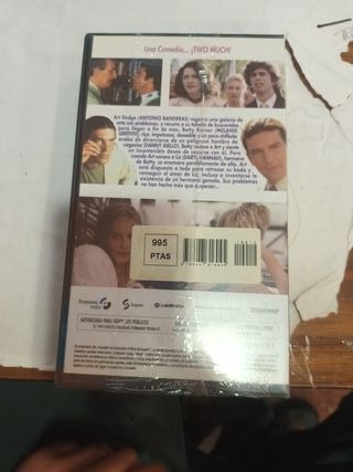 VHS Two Much (Nueva)