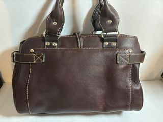 Bolso de piel marrón Zara