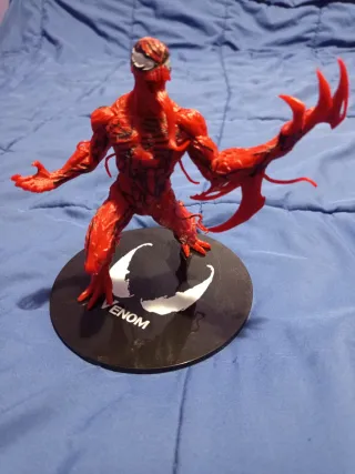 Figuras Marvel Venom y Carnage