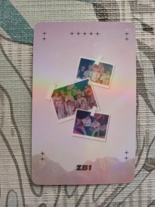 XLOV & Zerobaseone Photocard y Postcard