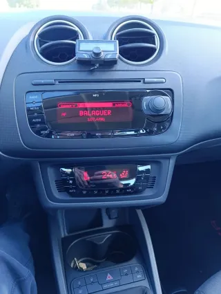 SEAT Ibiza 1.6 TDI 105 CV , 2011 con 220000 km