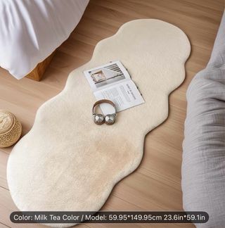 Alfombra suave de pelo sintético blanco