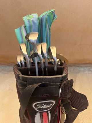 Kit Palos Golf con Bolsa Titleist