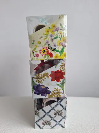 Lote 30 sobres y 60 hojas con diseño floral