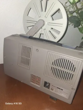 Proyector Sankyo SOUND-600 Beige/Negro