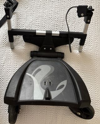 Patinete y asiento universal para cochecito