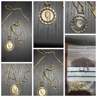 Lote Medallas y Crucifijos Religiosos