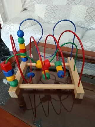 Juguete de madera y plástico para niños