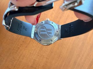 Reloj Hublot Classic Titanium King Gold de 38mm