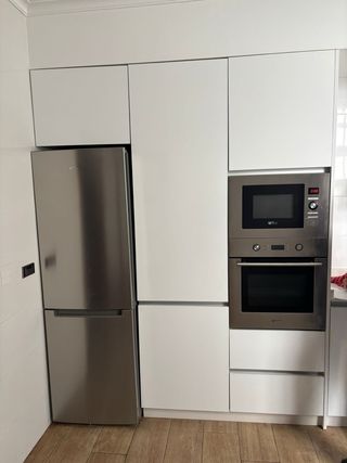 Muebles deCocina, Campana, Lavavajillas y Encimera