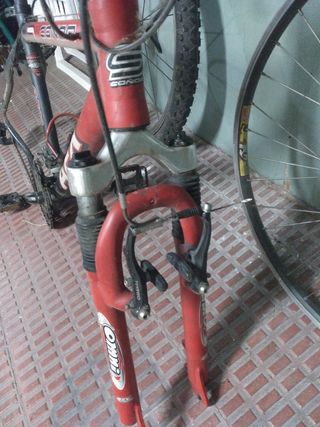 Bicicleta Conor AFX 8500. Desmontada