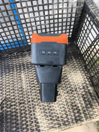 Reposabrazos universal coche con 6 USB y portavaso