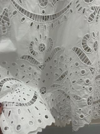 Blusa Zara bordada blanca Talla XS