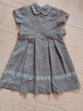 Vestido niña gris