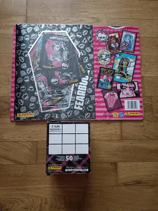 Monster High Álbum + 50 Sobres Panini