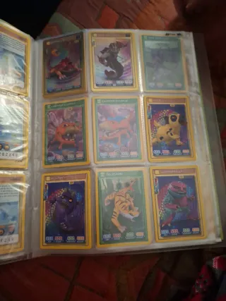 Álbum Invizimals Batalla de Cazadores