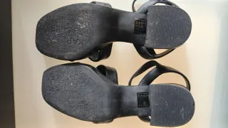 Sandalia Karl Lagerfeld Piel Tacón Ancho Negro