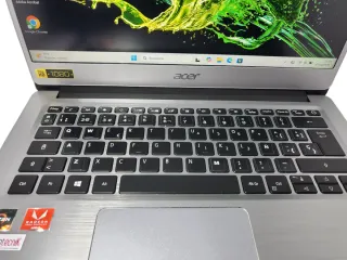 Acer Ryzen 7 3700U 8GB RAM 240GB SSD