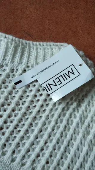 Jersey de punto calado en color blanco roto/crudo