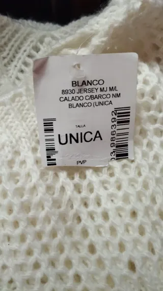 Jersey de punto calado en color blanco roto/crudo