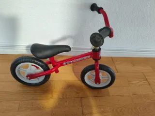Bicicleta de equilibrio Chicco Roja