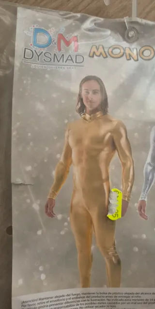 Mono completo dorado DYSMAD talla única