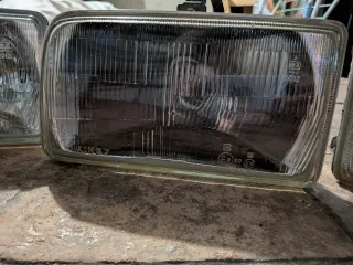 Se vende  Juego de 3 Faros Delanteros Ford Fiesta