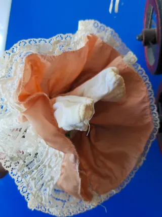 Mini carrozzina vintage con bambola