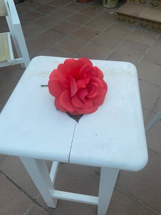 Traje de flamenca coral con volantes